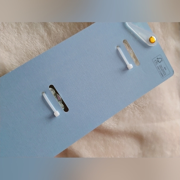 piper.k • SET OF 2 LARGE Sea Shell Hair Claw Clips - Iridescent White & Blue 🆕 - Picture 4 of 6